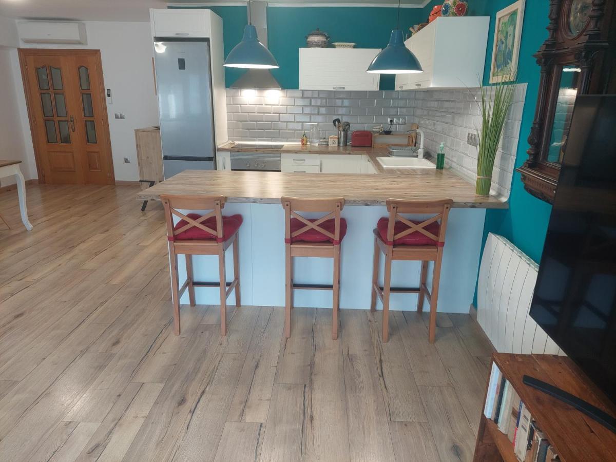 אלאקאס Family Apartment Andrea מראה חיצוני תמונה