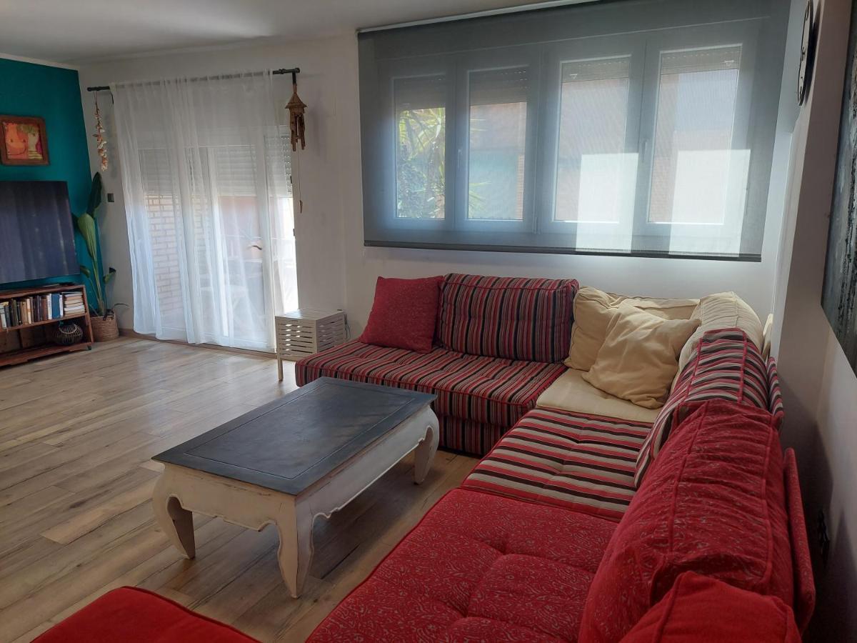 אלאקאס Family Apartment Andrea מראה חיצוני תמונה